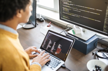 Programador Ganha Bem? Descubra os Salários da Programação